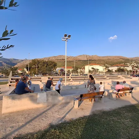 Apartamento Opremljen Apartman Sa Balkonom I Netflixom Split