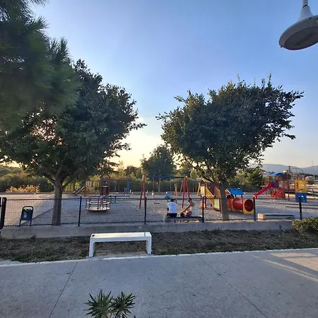 Opremljen Apartman Sa Balkonom I Netflixom * Split